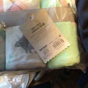 New Cloud Island Hooded Towels